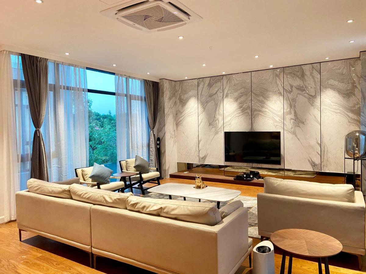 Molly Luxury Private Pool Bungalow茉莉的家豪华私人泳池别墅 Pantai Cenang  Dış mekan fotoğraf