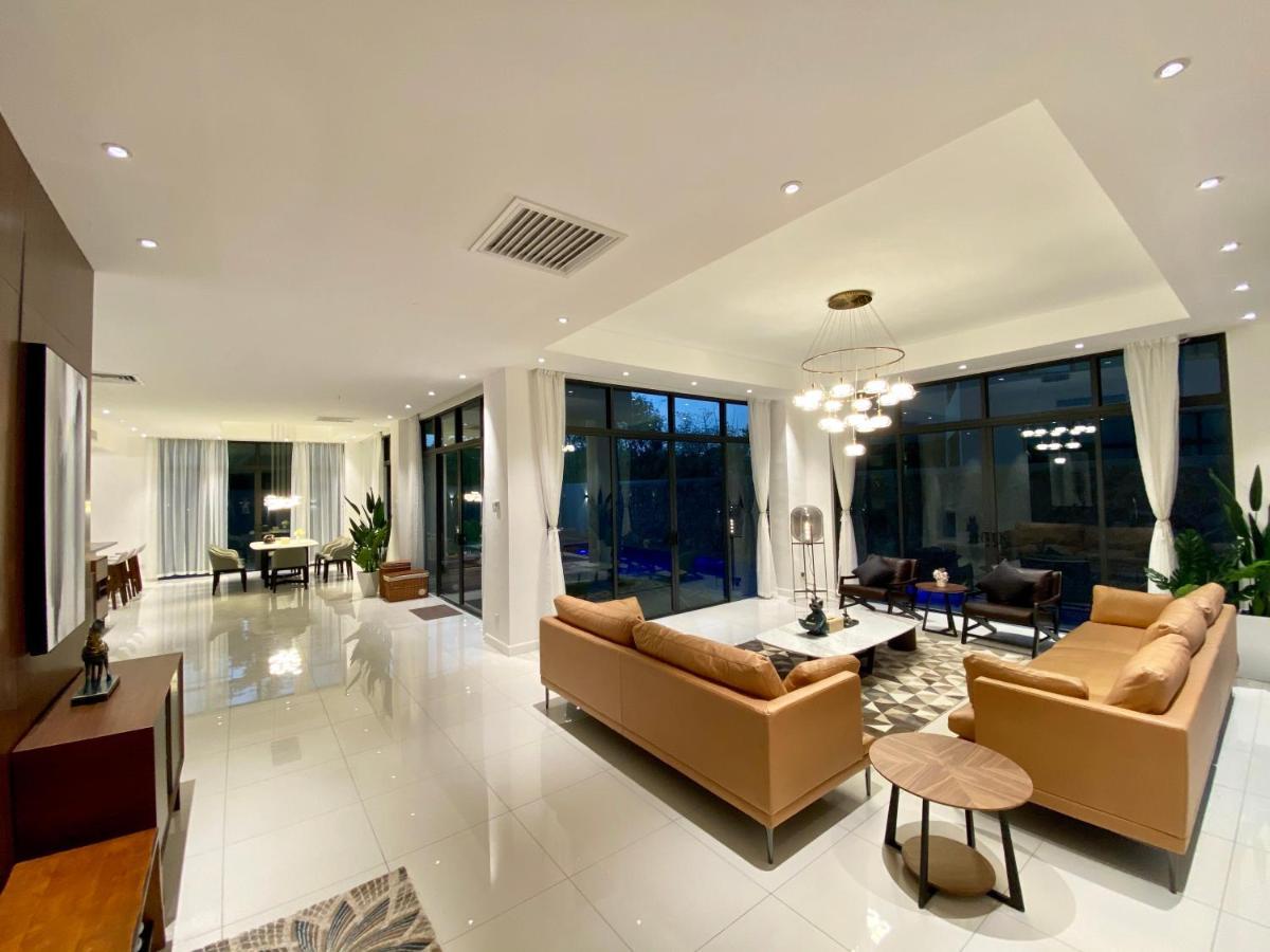 Molly Luxury Private Pool Bungalow茉莉的家豪华私人泳池别墅 Pantai Cenang  Dış mekan fotoğraf