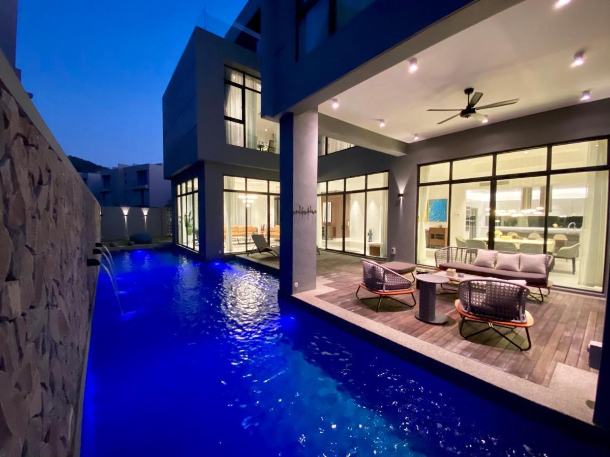 Molly Luxury Private Pool Bungalow茉莉的家豪华私人泳池别墅 Pantai Cenang  Dış mekan fotoğraf