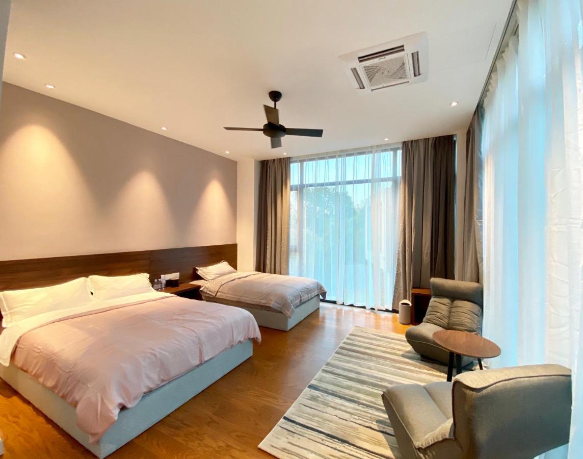 Molly Luxury Private Pool Bungalow茉莉的家豪华私人泳池别墅 Pantai Cenang  Dış mekan fotoğraf