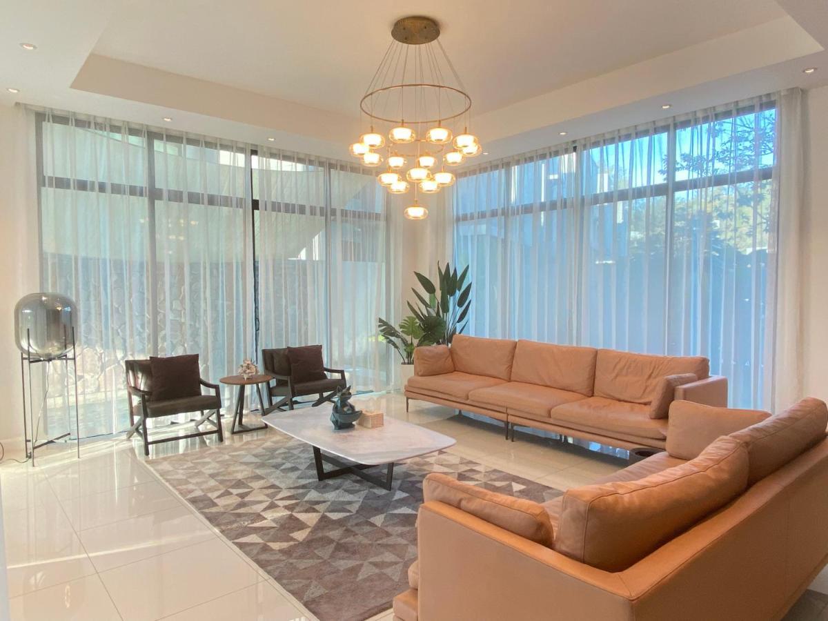 Molly Luxury Private Pool Bungalow茉莉的家豪华私人泳池别墅 Pantai Cenang  Dış mekan fotoğraf